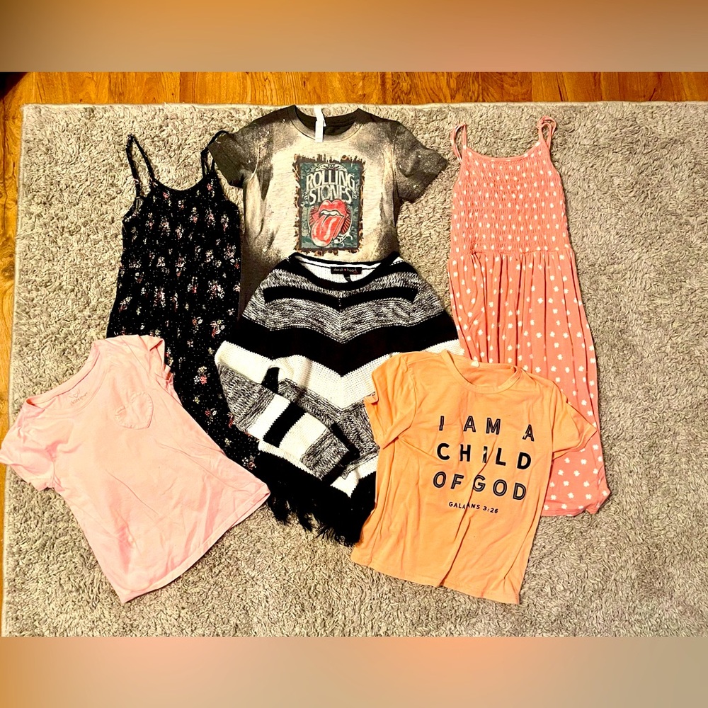 Girls clothes bundle